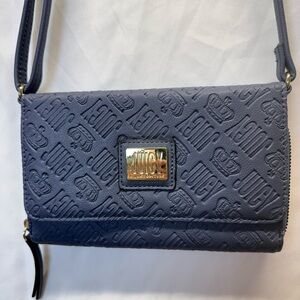 Juicy Couture Slate Blue Cross Body Wallet Purse 12 CC Slots Zips Close Embossed